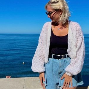 BRAND NEW WOMENS HAND KNITTED SWETER